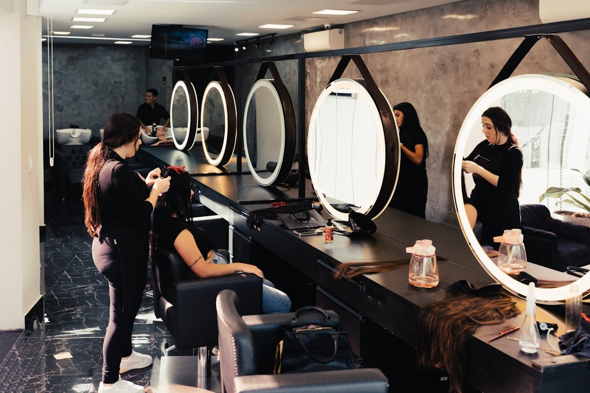 Best Booking Systems for UK Hairdressers and Barbers