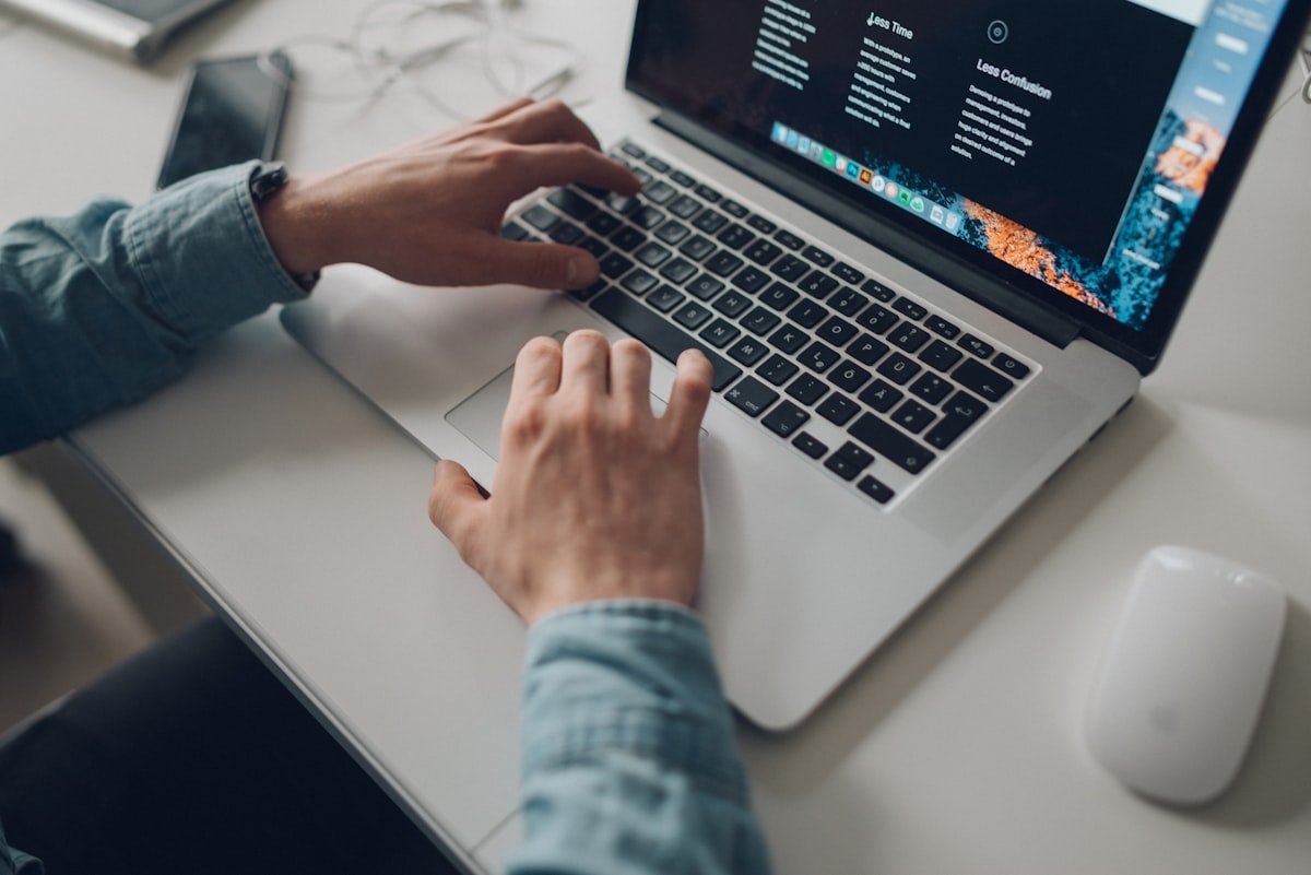 How UK Interior Designers Actually Get Clients in 2026