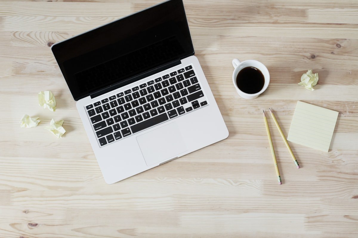Lucy Yak: Showing your factory floor as a marketing strategy