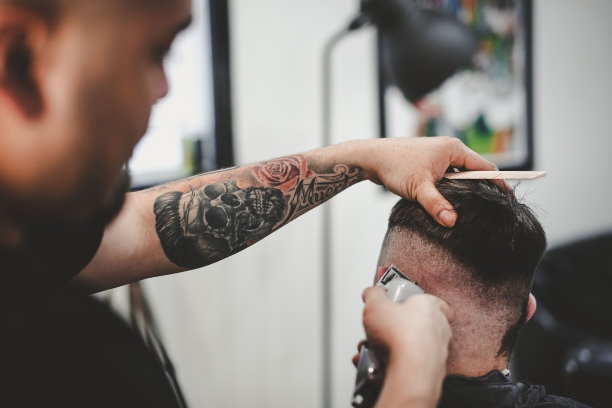 Ray Barbers Horsham: Marketing Review